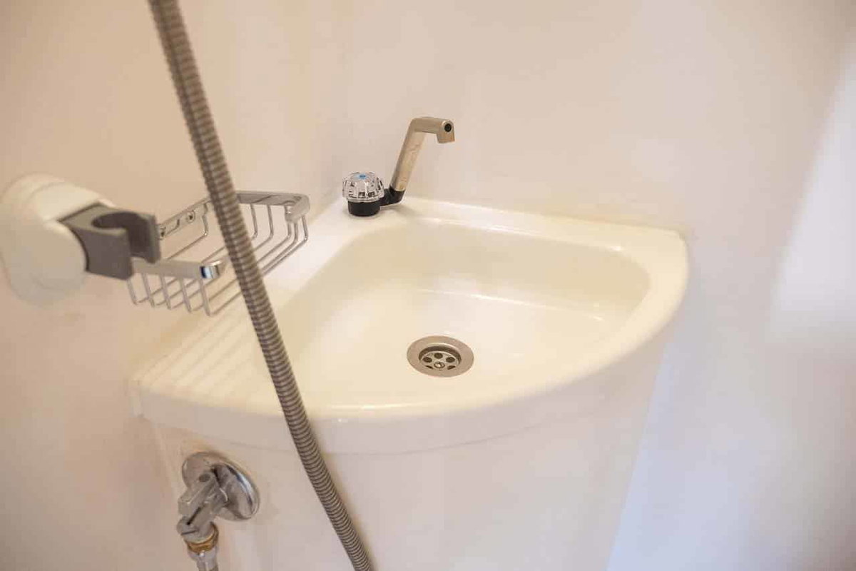 Pinocaravan Pi XL Waschbecken