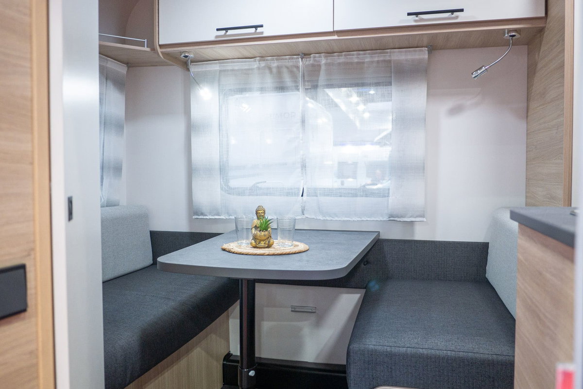 Sterckeman Easy 390 CP Caravan Salon 2023 Zitgroep