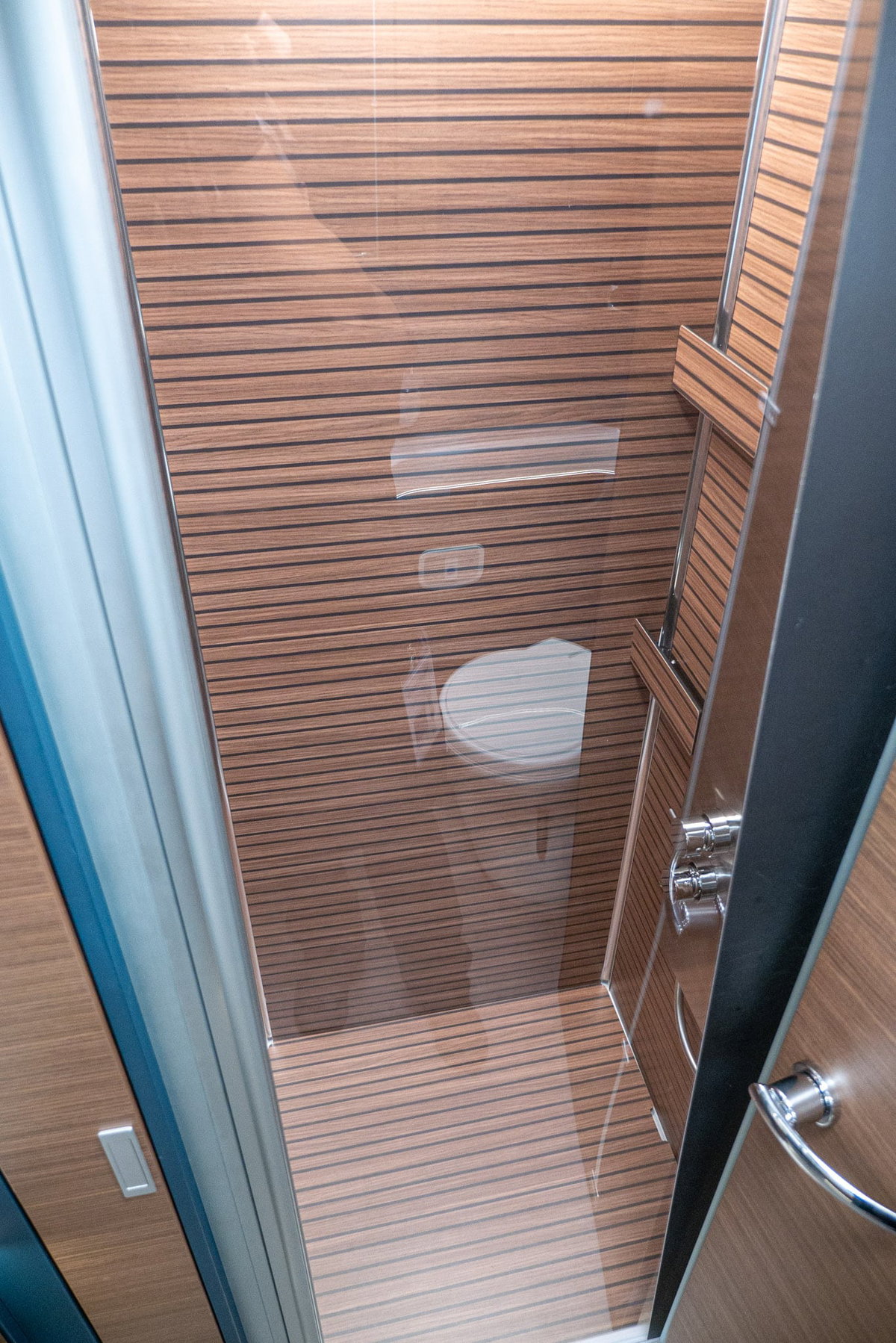 Laika Kreos H 5109 Dusche Caravan Salon 2023