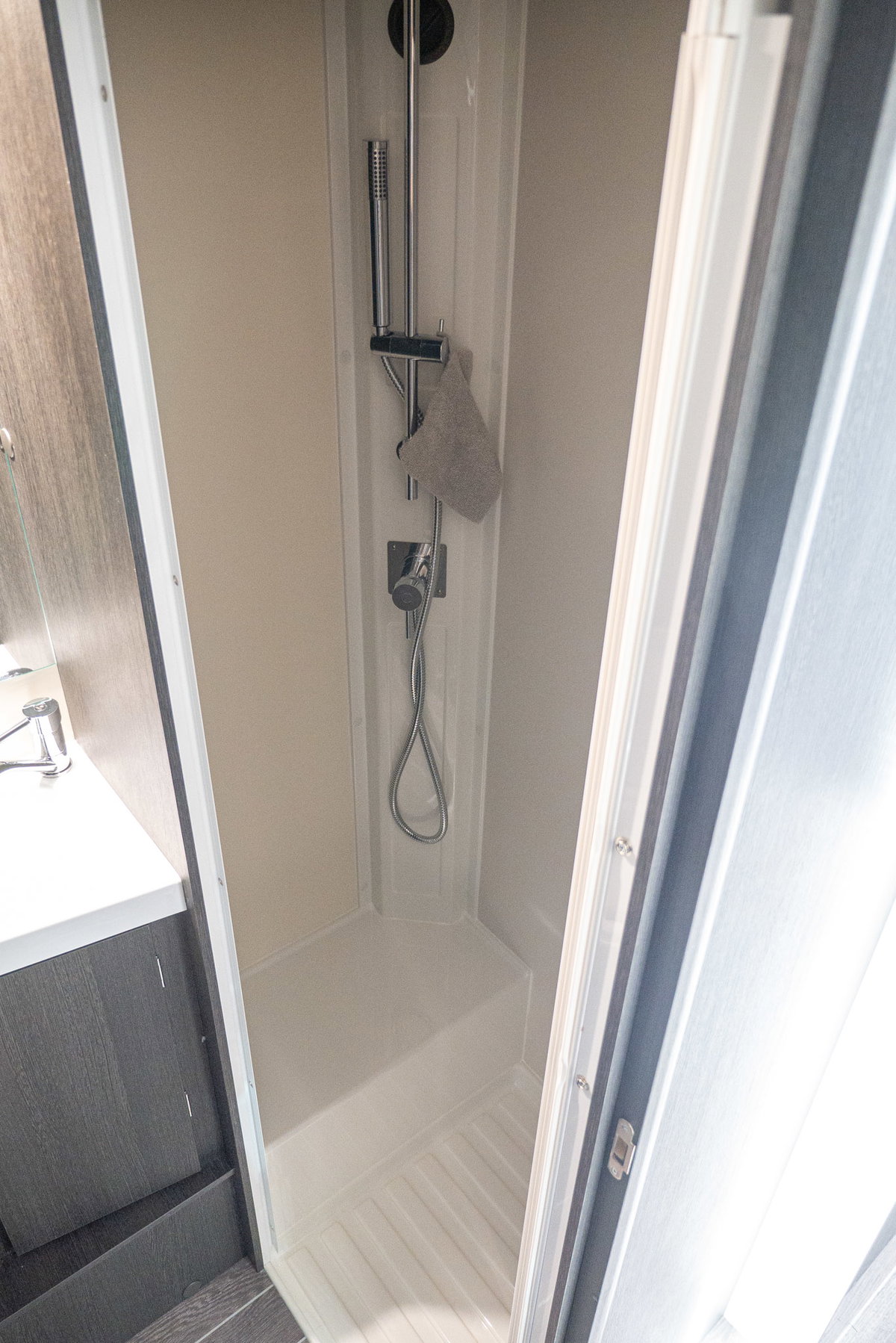 Roller Team Kronos 279 M Caravan Salon 2023 Dusche