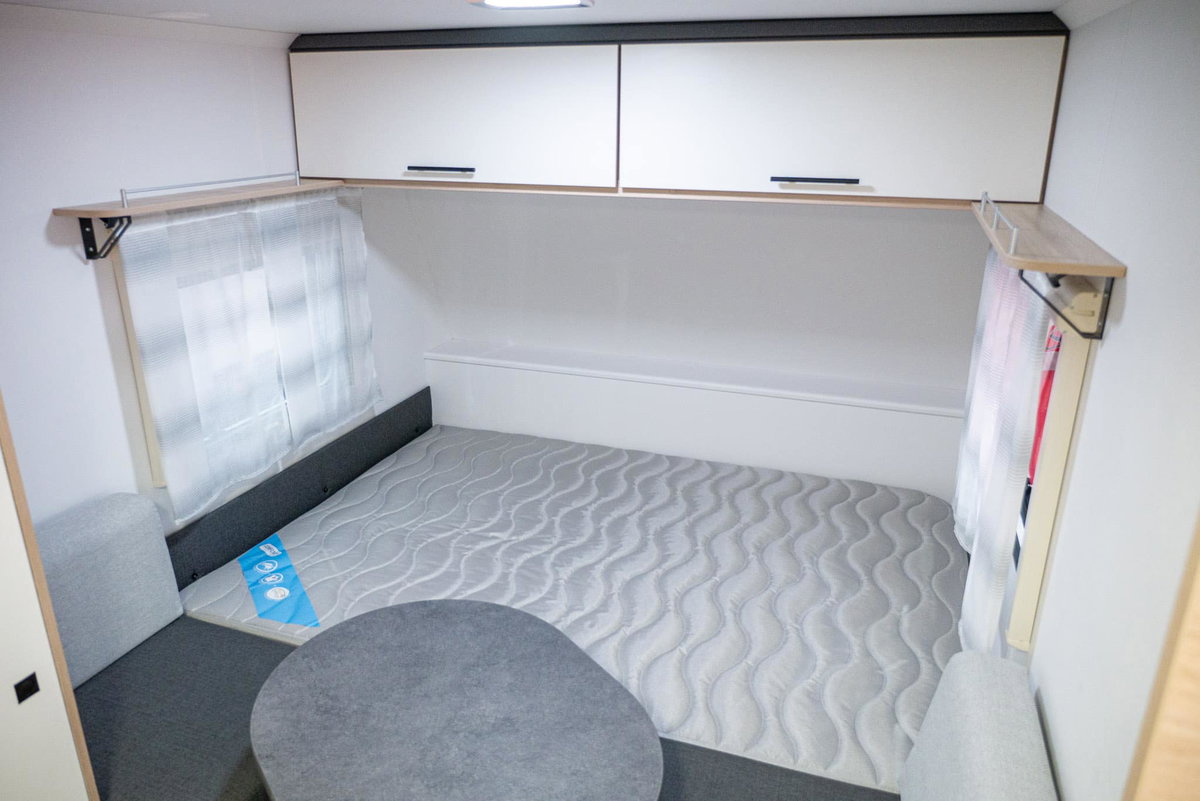 Sterckeman Easy 350 CP Caravan Salon 2023 Bett