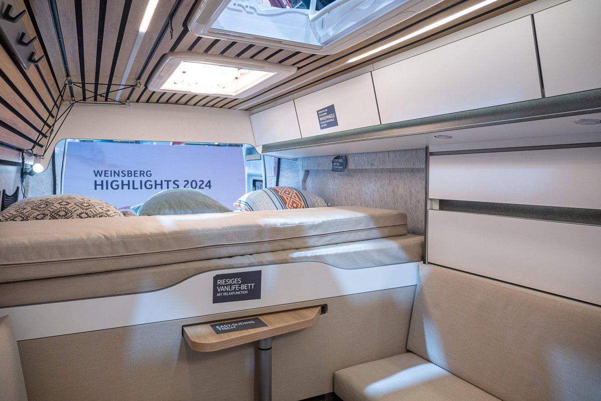 Weinsberg CaraLife 630 LQ Caravan Salon 2023 Bett