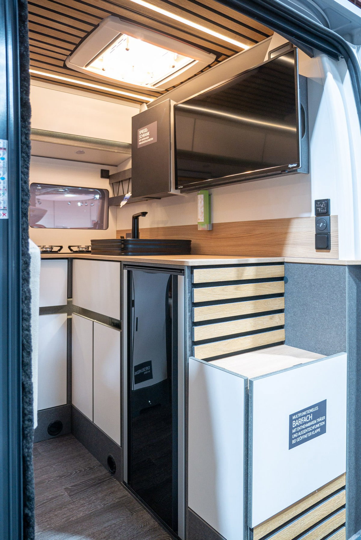 Weinsberg CaraLife 630 LQ Caravan Salon 2023 Küche