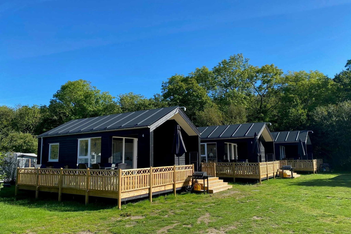 Denemarken Accommodatie te huur RosenvoldStrandCamping_Vejle-Fjord_(c)PiNCAMP