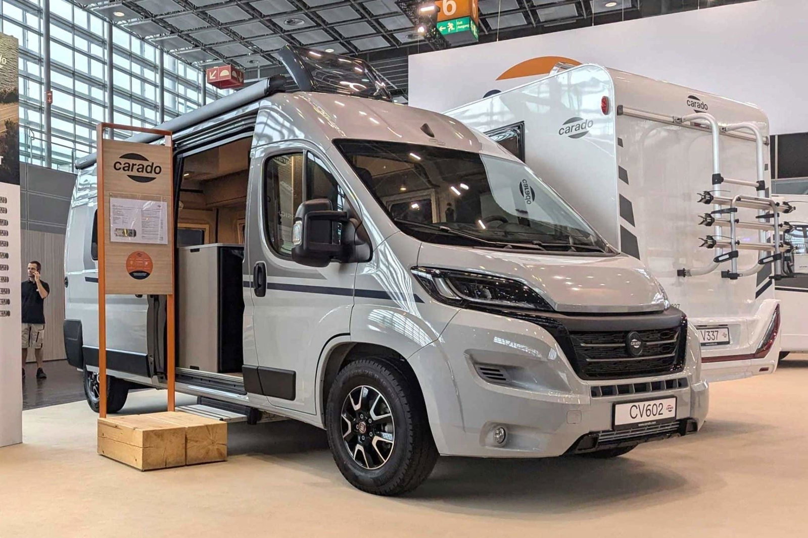 Innovations Caravan Salon 2024: Carado CV 602 - de 6-meter paneelbus voor het kleine gezin