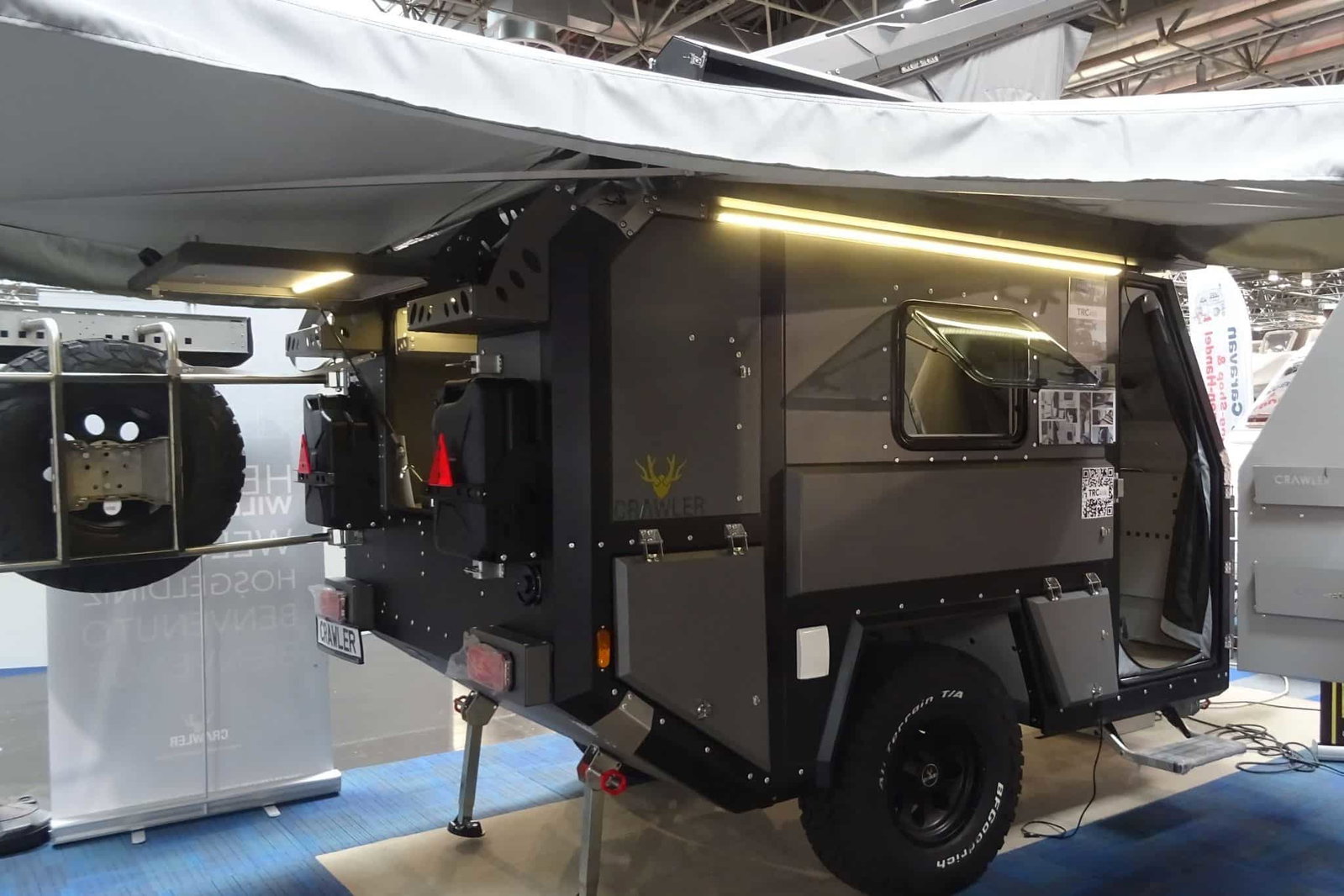 Crawler TRC 458i (2024) - Off-road caravan met aluminium opbouw voor 4 personen