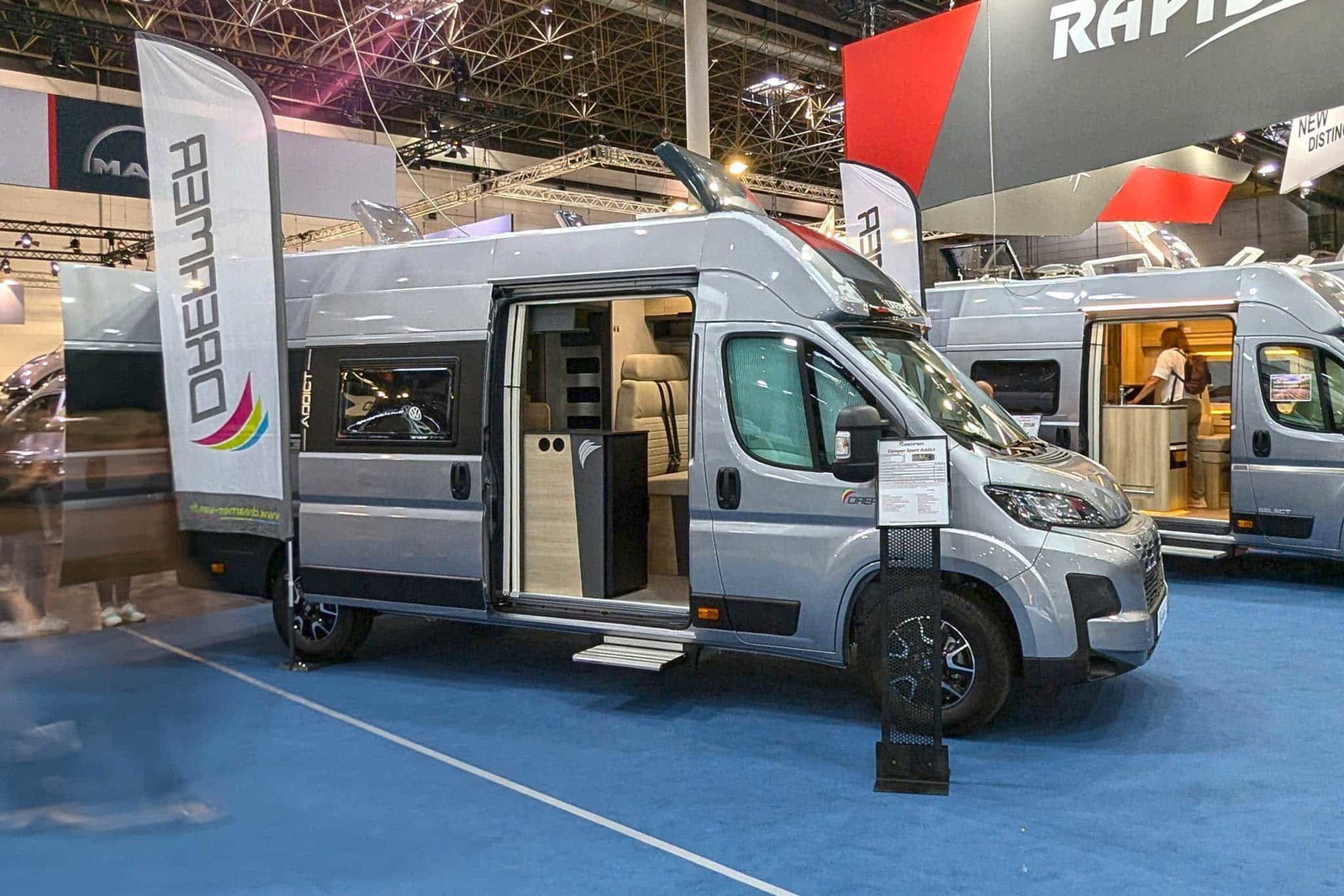 Innovations Caravan Salon 2024: Dreamer Sport Addict - de praktische paneelbus voor motorrijders en quadrijders