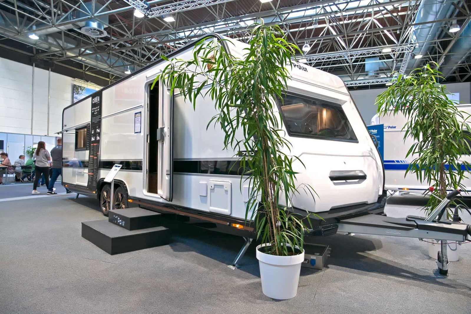 Polar Chimera 730 BSL - Winterklare premium caravan voor de luxe kampeerder