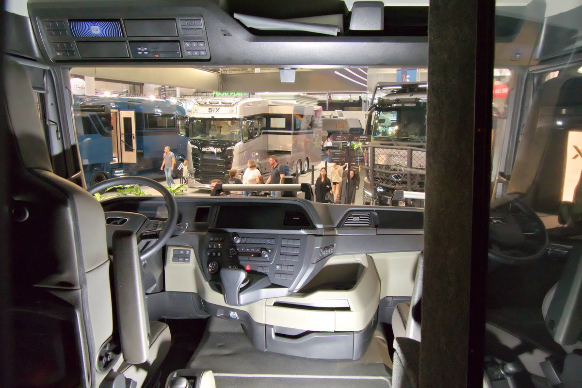Action Mobil Global XRS 7400 Leopard 2.0 (2027): Fahrerkabine