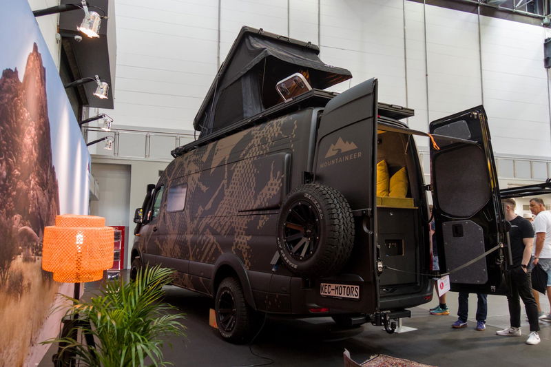 Van studio naar terrein: deze offroad-camper gebruikt een geniaal cross-innovatieconcept